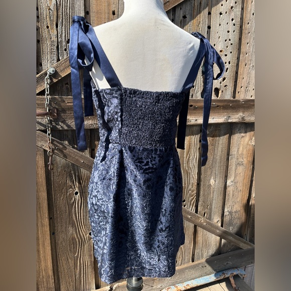 HOUSE OF HARLOW 1960 BLUE VELVET MINI DRESS NWT SIZE MEDIUM - Picture 5 of 5
